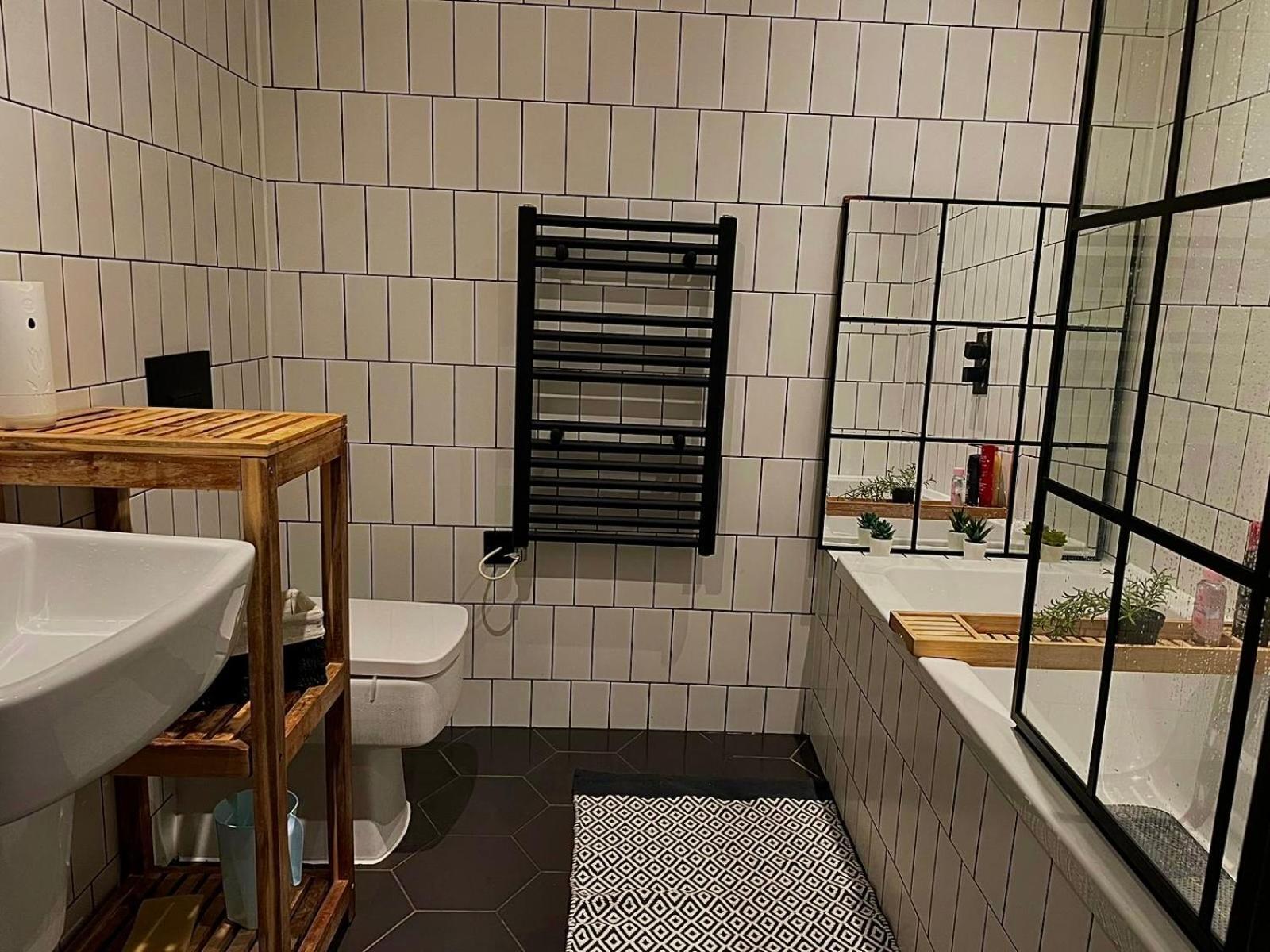 Artistic, Cozy, Stylish, Open Plan, City Centre 1Br Шефилд Екстериор снимка
