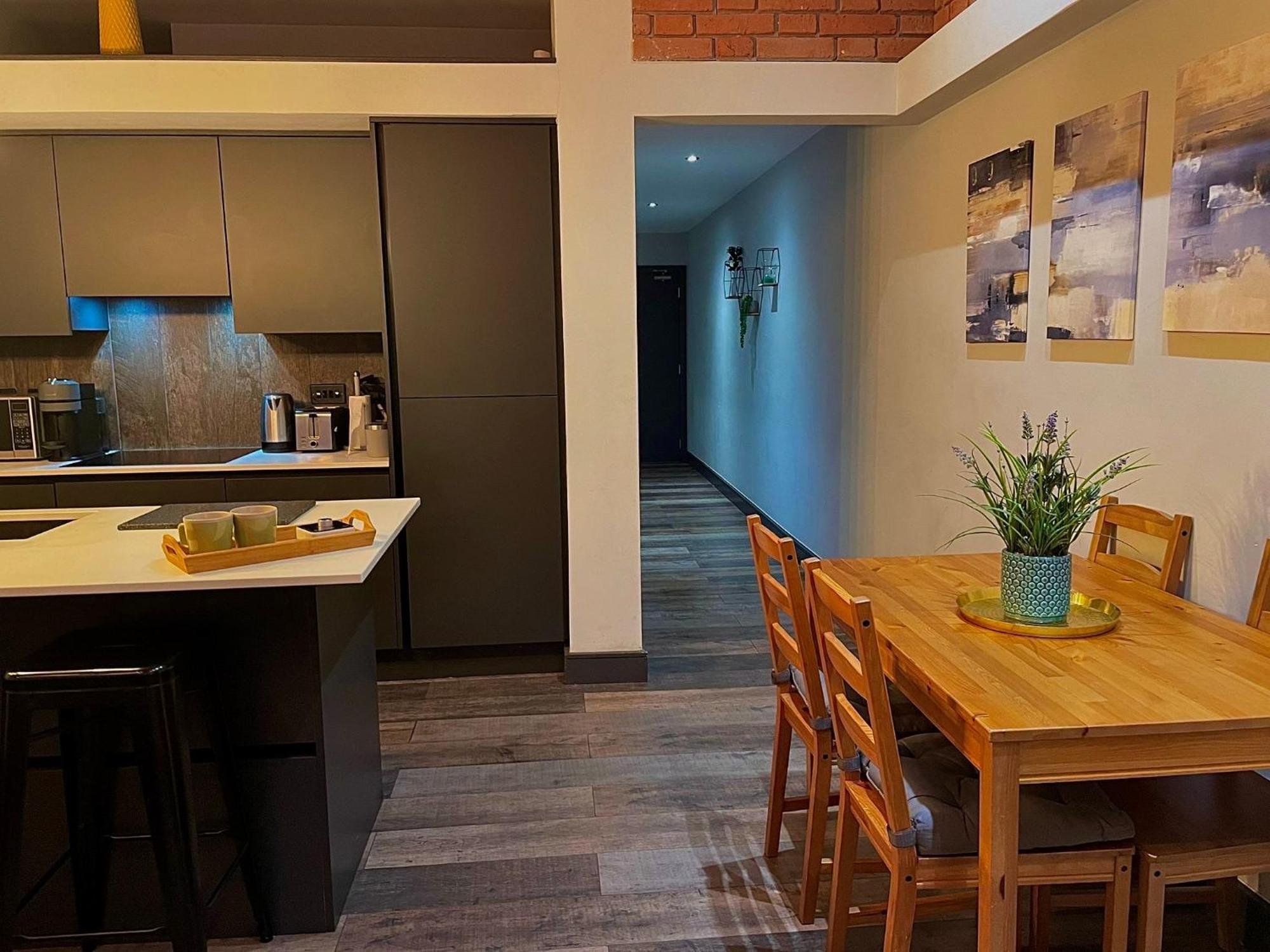 Artistic, Cozy, Stylish, Open Plan, City Centre 1Br Шефилд Екстериор снимка