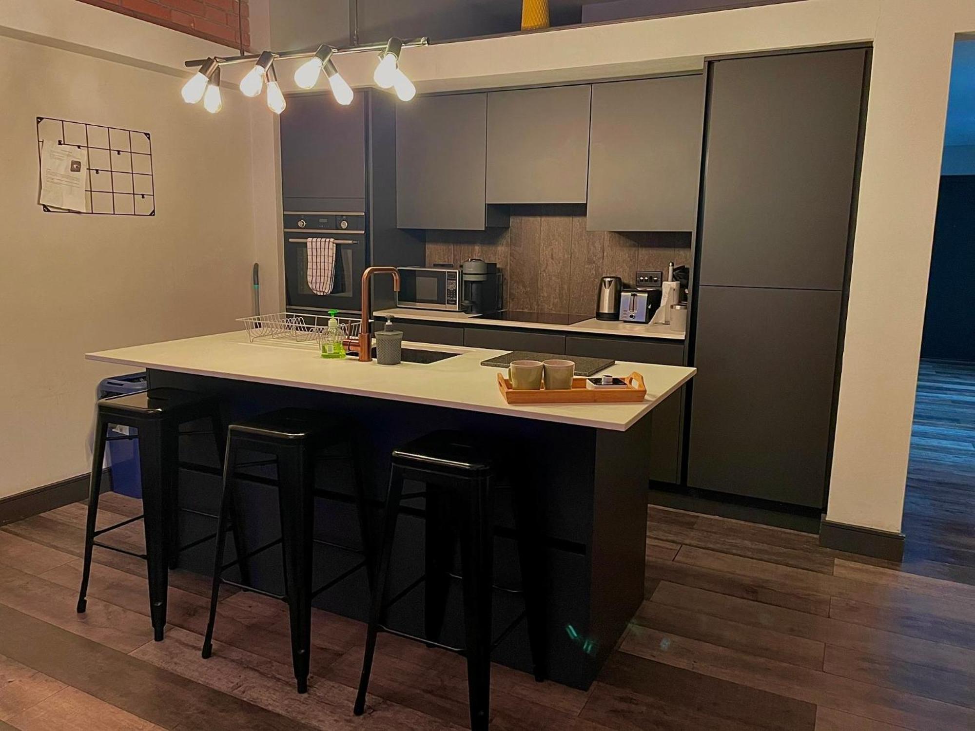 Artistic, Cozy, Stylish, Open Plan, City Centre 1Br Шефилд Екстериор снимка
